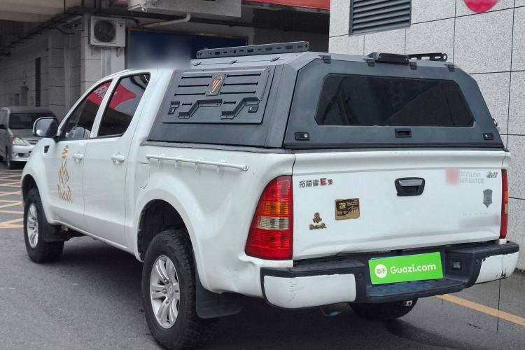 Used Foton Tunland 2017 2.4L E3 Gasoline 4x4 Elite Edition 4G69S4M Exterior 4