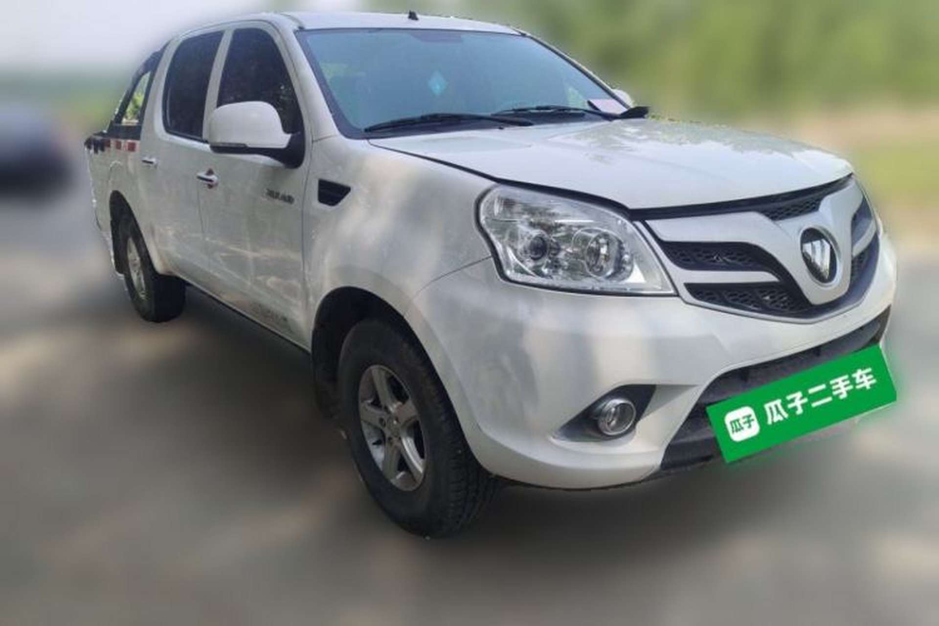 Used Foton Tunland 2017 2.4L E3 Gasoline Two-Wheel Drive Comfort Edition 4G69S4M Front Right 45 Deg