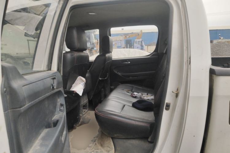 Used Foton Tunland 2017 2.4L E3 Gasoline Two-Wheel Drive Comfort Edition 4G69S4M Left Rear Seat