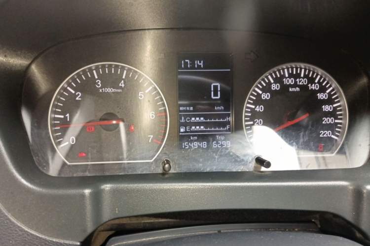 Used Foton Tunland 2017 2.4L E3 Gasoline 4x4 Elite Edition 4G69S4M Odometer Close Up