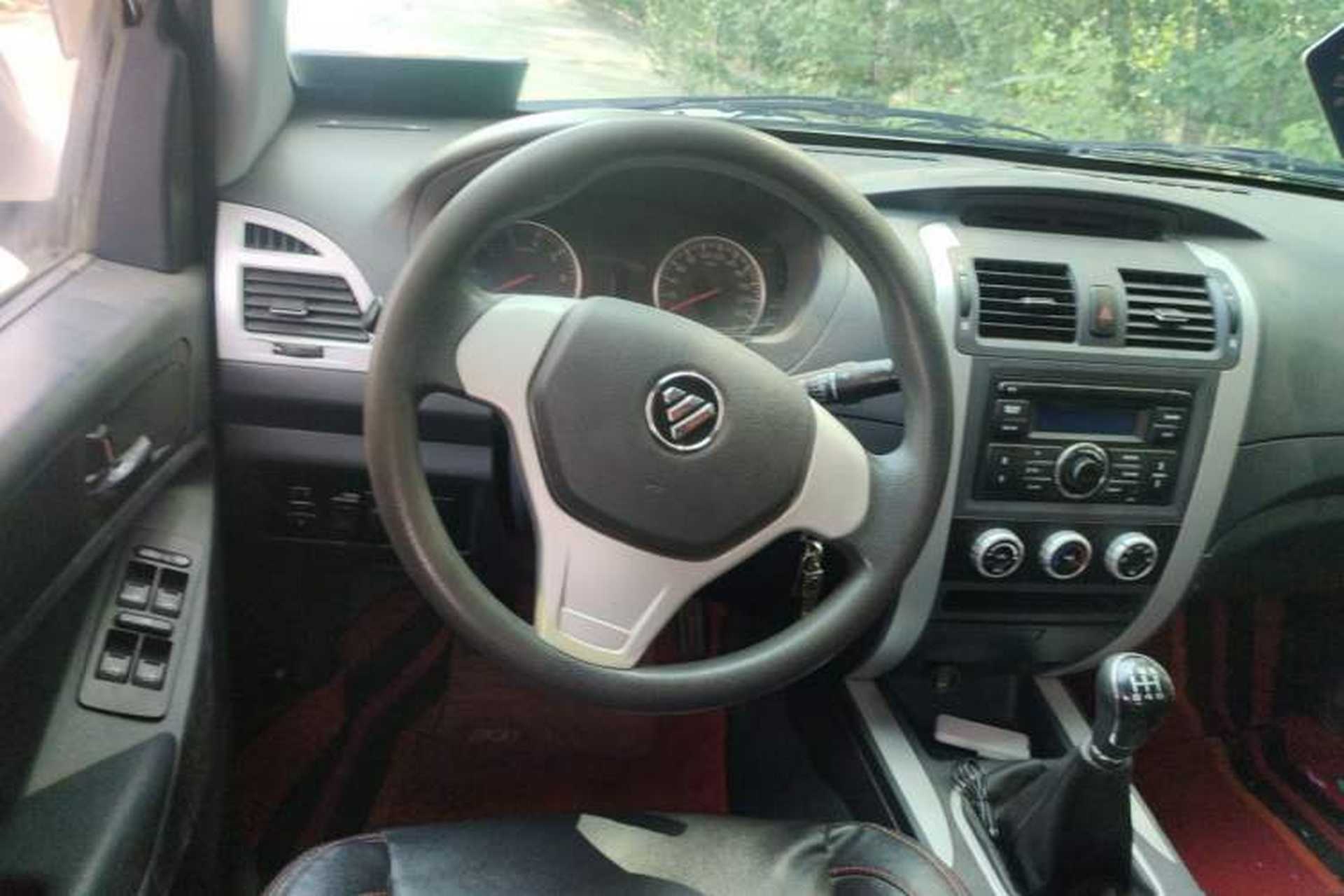 Used Foton Tunland 2017 2.4L E3 Gasoline Two-Wheel Drive Comfort Edition 4G69S4M Steering Wheel