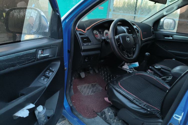 Used Foton Tunland 2018 2.4L E5 Two-Wheel Drive Elite Version 4G69S4M Driver Seat