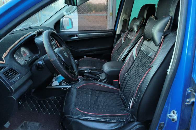 Used Foton Tunland 2018 2.4L E5 Two-Wheel Drive Elite Version 4G69S4M Left Front Seat