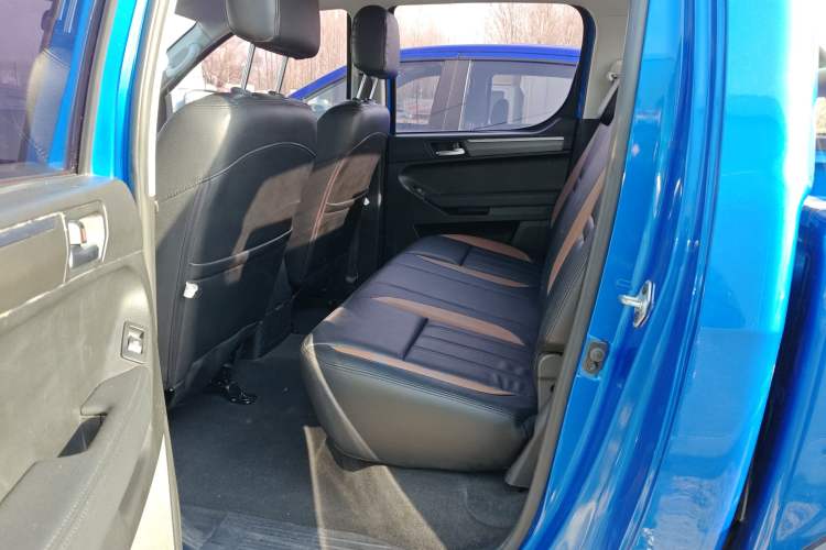Used Foton Tunland 2018 2.4L E5 Two-Wheel Drive Comfort Version 4G69S4M Left Rear Seat