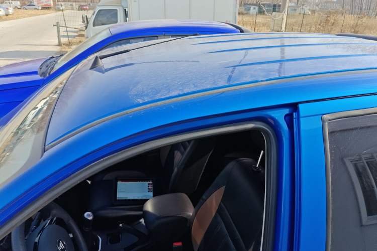 Used Foton Tunland 2018 2.4L E5 Two-Wheel Drive Comfort Version 4G69S4M Roof