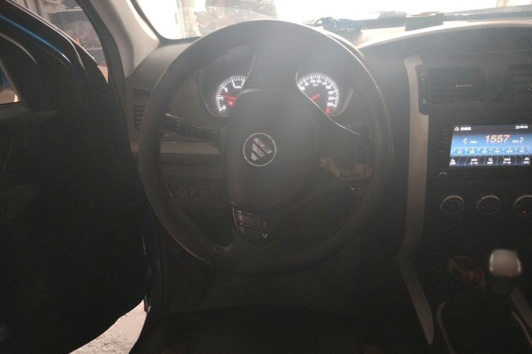 Used Foton Tunland 2018 2.4L E5 Two-Wheel Drive Elite Version Long Wheelbase 4G69S4M Steering Wheel