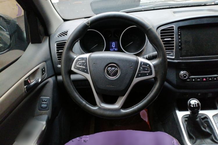 Used Foton Tunland 2018 2.0T S-Series Gasoline 4x4 Ultimate Version China V Emission Standard 4G20TI4 Steering Wheel