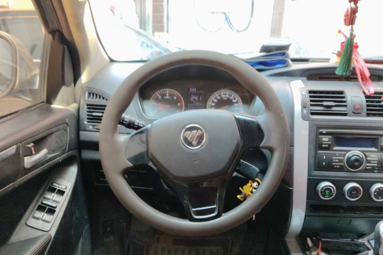 Used Foton Tunland 2018 2.8T E5 Two-Wheel-Drive Elite Version Long Wheelbase 4J28TC4 Steering Wheel