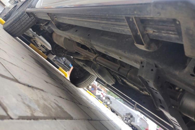 Used Foton Tunland 2018 2.4L E5 Two-Wheel Drive Elite Version 4G69S4M Chassis Front Right