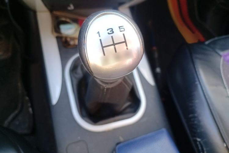 Used Foton Tunland 2018 2.4L E5 Two-Wheel Drive Comfort Version 4G69S4M Gear Lever