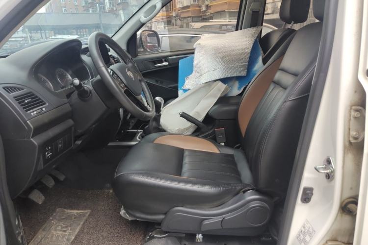 Used Foton Tunland 2018 2.4L E5 Two-Wheel Drive Elite Version 4G69S4M Left Front Seat