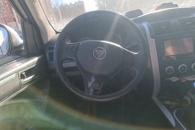 Used Foton Tunland 2018 2.4L E5 Two-Wheel Drive Comfort Version 4G69S4M Steering Wheel