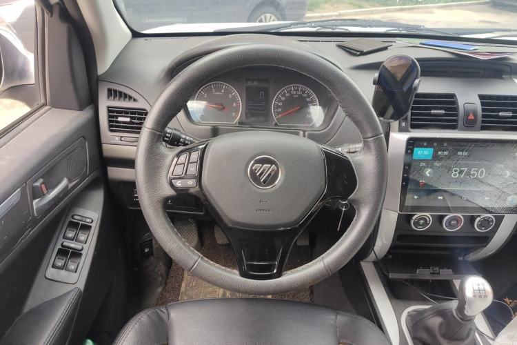 Used Foton Tunland 2018 2.4L E5 Two-Wheel Drive Elite Version 4G69S4M Steering Wheel