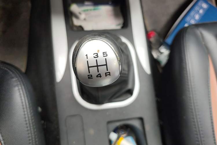 Used Foton Tunland  Gear Lever