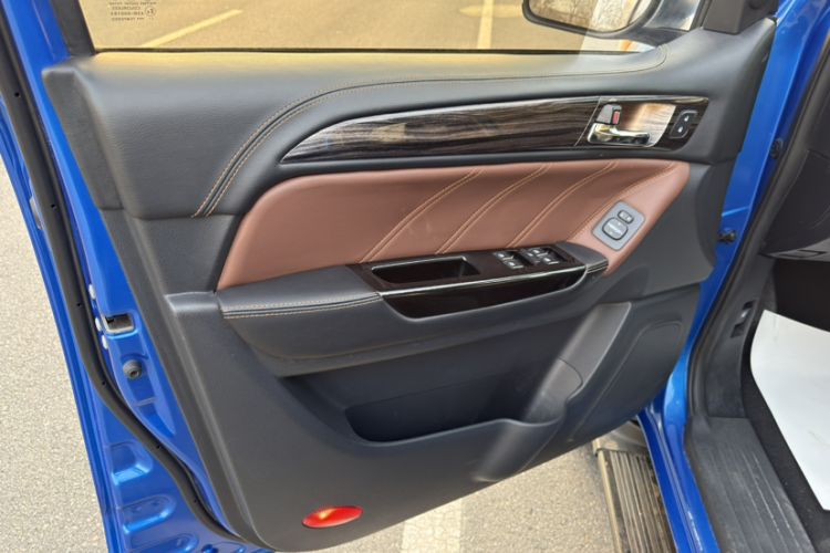 Used Foton Tunland 2019 2.0T E7 Automatic All-Wheel Drive City Edition Mid-Range 4G20TI3 Interior 2