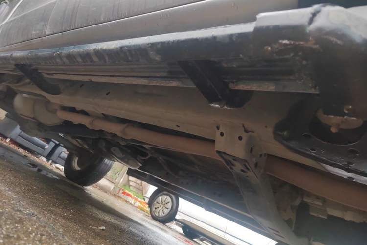 Used Foton Tunland 2019 2.0T E7 Manual Two-Wheel Drive Comfort Edition Mid-Range Long Bed 4F20TC2 Chassis Front Right