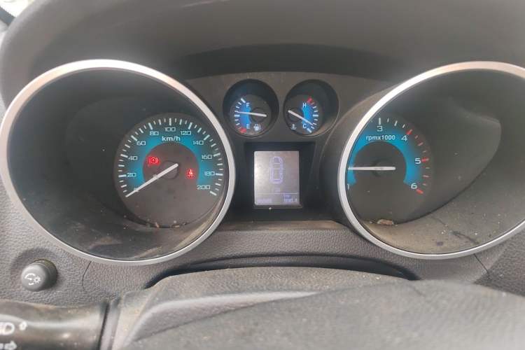 Used Foton Tunland 2019 2.0T E7 Manual Two-Wheel Drive Comfort Edition Mid-Range Long Bed 4F20TC2 Instrument Cluster