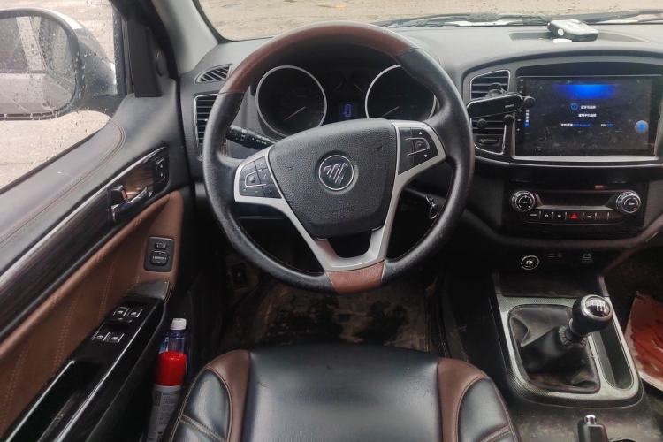 Used Foton Tunland 2019 2.0T E7 Manual Two-Wheel Drive Comfort Edition Mid-Range Long Bed 4F20TC2 Steering Wheel