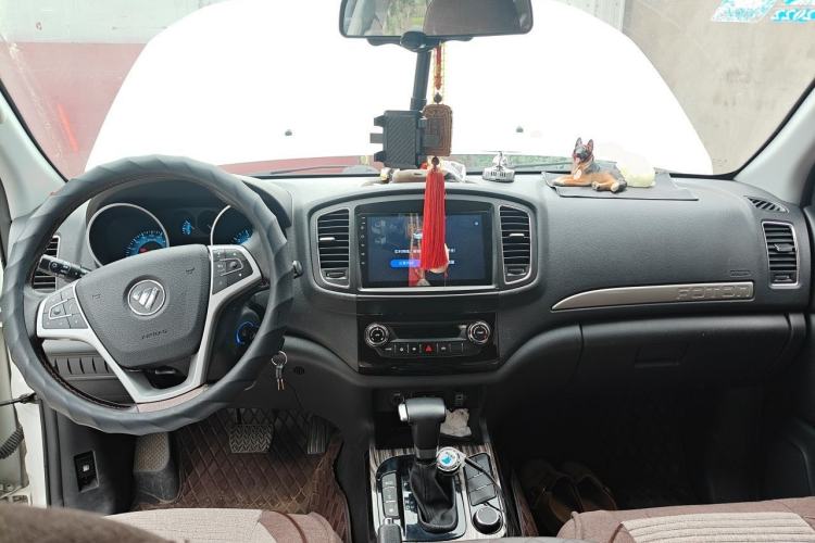 Used Foton Tunland 2019 2.0T E7 Automatic All-Wheel Drive Urban High-End Version 4G20TI3 Center Console