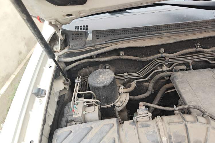 Used Foton Tunland 2019 2.0T E7 Automatic All-Wheel Drive Urban High-End Version 4G20TI3 Engine Bay Right