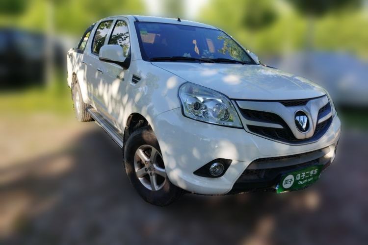 Used Foton Tunland 2019 2.4L E3 Thai-Version Tool Edition Standard Box 4G69S4M Front Right 45 Deg
