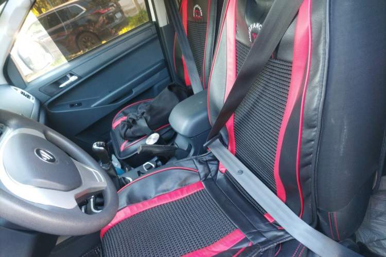 Used Foton Tunland 2019 2.4L E3 Thai-Version Tool Edition Standard Box 4G69S4M Left Front Seat