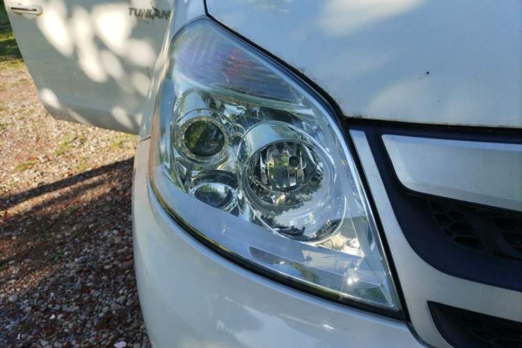Used Foton Tunland 2019 2.4L E3 Thai-Version Tool Edition Standard Box 4G69S4M Right Front Headlight