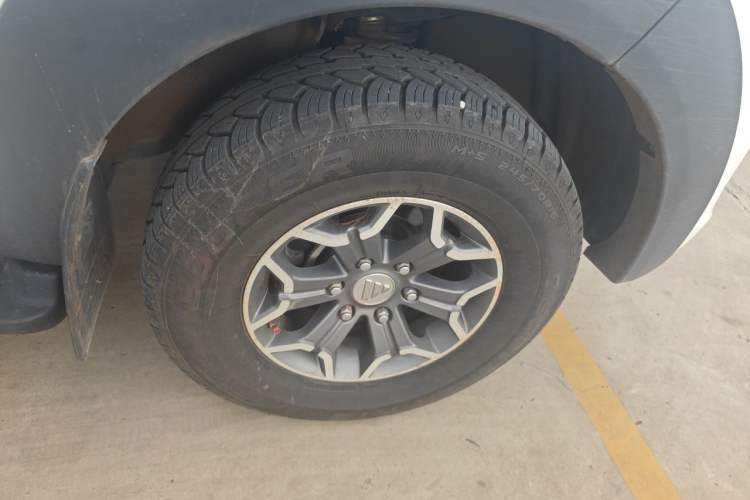Used Foton Tunland 2019 2.0T E7 Manual 4x4 Comfort Edition Mid-Range Long Wheelbase 4F20TC2 Right Front Wheel Hub