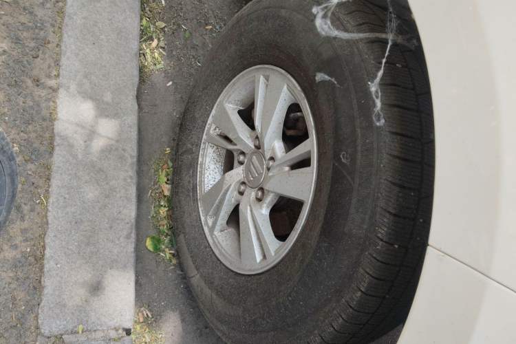 Used Foton Tunland 2019 2.8T E3 Thai-Version Tool Edition Long Bed 4J28TC4 Right Front Wheel Hub