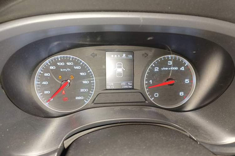 Used Foton Tunland Yutu 2020 2.0T Yutu 9 Diesel Two-Wheel Drive Luxury Long-Wheelbase 4F20TC Instrument Cluster