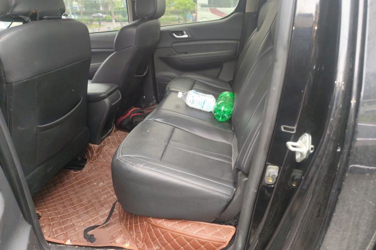 Used Foton Tunland Yutu 2020 2.0T Yutu 8 Diesel Two-Wheel Drive Luxury Long-Wheelbase 4F20TC Left Rear Seat