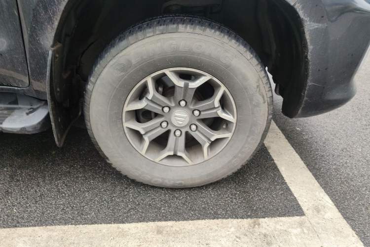 Used Foton Tunland Yutu 2020 2.0T Yutu 8 Diesel Two-Wheel Drive Luxury Long-Wheelbase 4F20TC Right Front Wheel Hub