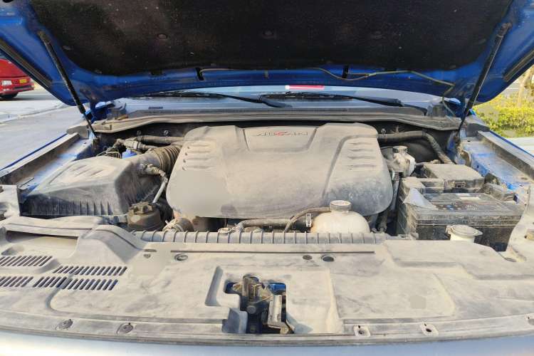 Used Foton Tunland Yutu 2020 2.0T Yutu 8 Diesel Two-Wheel Drive Elite Version Long Wheelbase 4F20TC Engine Bay