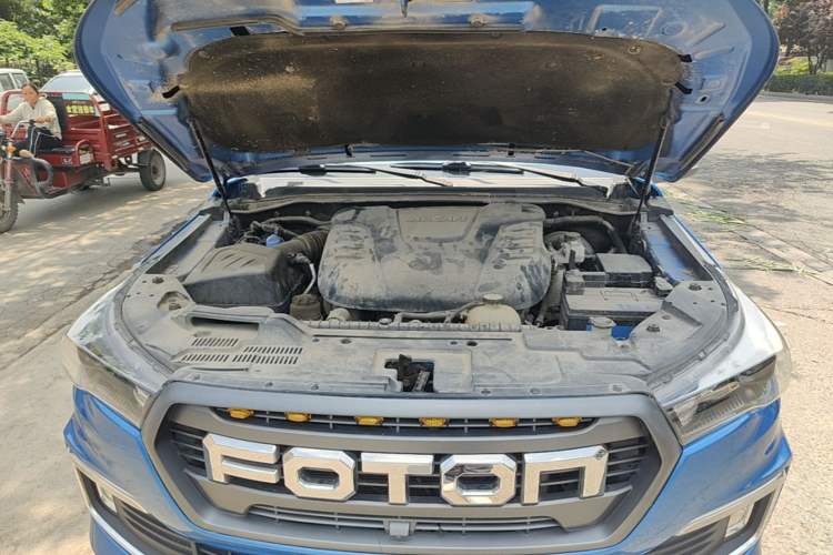 Used Foton Tunland Yutu 2020 2.0T Yutu 9 Diesel Two-Wheel Drive Luxury Long-Wheelbase 4F20TC Engine Bay
