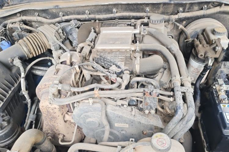 Used Foton Tunland Yutu 2020 2.0T Yutu 9 Diesel Two-Wheel-Drive Elite Model Long Wheelbase 4F20TC Engine Bay