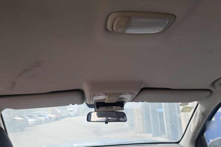 Used Foton Tunland Yutu 2020 2.0T Yutu 9 Diesel Two-Wheel-Drive Elite Model Long Wheelbase 4F20TC Headliner