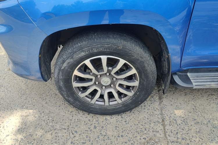 Used Foton Tunland Yutu 2020 2.0T Yutu 9 Diesel Two-Wheel Drive Luxury Long-Wheelbase 4F20TC Left Front Wheel Hub
