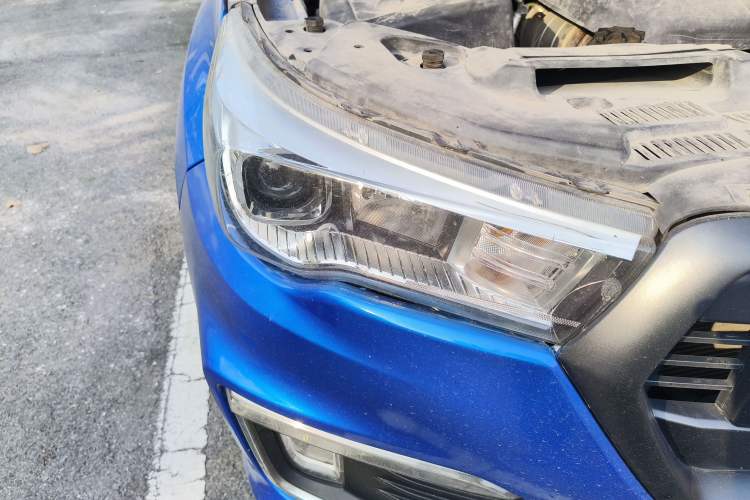 Used Foton Tunland Yutu 2020 2.0T Yutu 8 Diesel Two-Wheel Drive Elite Version Long Wheelbase 4F20TC Right Front Headlight