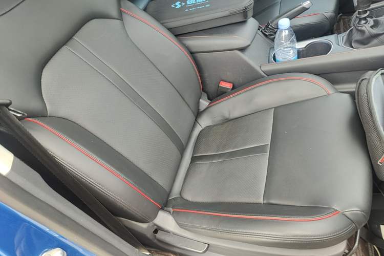 Used Foton Tunland Yutu 2020 2.0T Yutu 9 Diesel Two-Wheel Drive Luxury Long-Wheelbase 4F20TC Right Front Seat