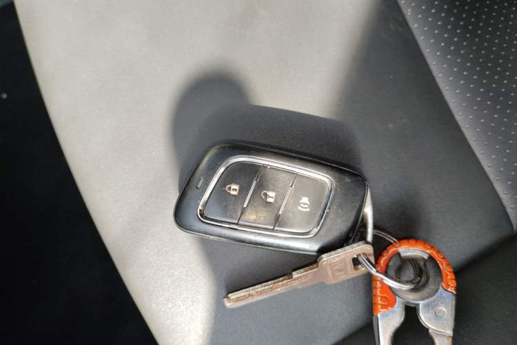 Used Foton Tunland Yutu 2020 2.0T Yutu 9 Diesel 4x4 Enjoyment Edition Long Wheelbase 4F20TC Vehicle Key