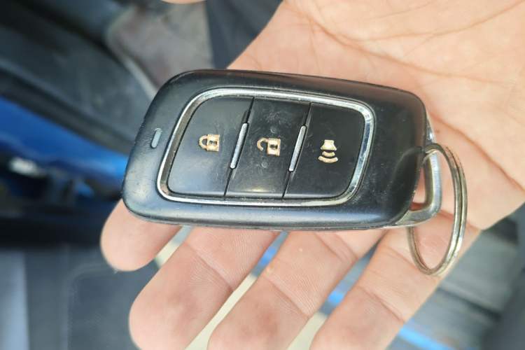 Used Foton Tunland Yutu 2020 2.0T Yutu 9 Diesel Two-Wheel-Drive Elite Model Long Wheelbase 4F20TC Vehicle Key