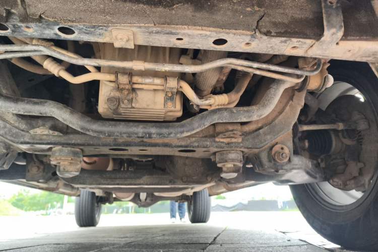 Used Foton Tunland Yutu 2020 2.0T Yutu 9 Diesel 4x4 Luxury Long-Wheelbase Version 4F20TC Chassis Front