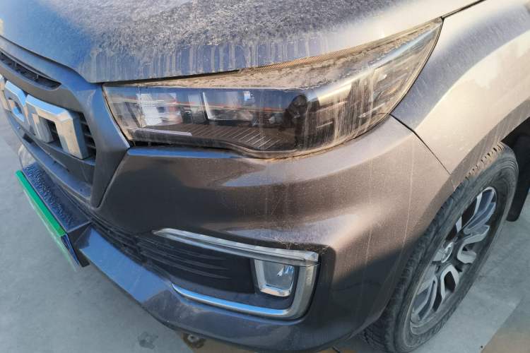 Used Foton Tunland Yutu 2020 2.0T Yutu 9 Diesel Two-Wheel Drive Enjoyment Edition Long Wheelbase 4F20TC Left Front Headlight