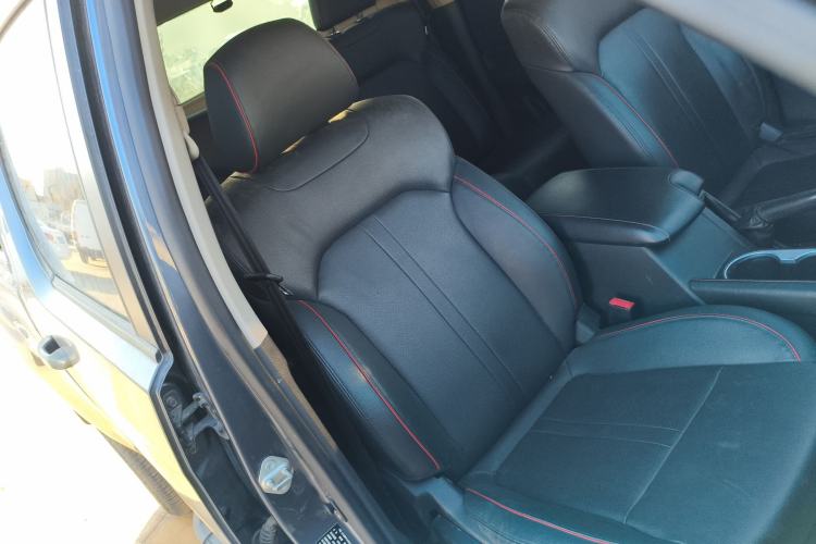 Used Foton Tunland Yutu 2020 2.0T Yutu 9 Diesel Two-Wheel Drive Enjoyment Edition Long Wheelbase 4F20TC Right Front Seat