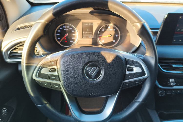 Used Foton Tunland Yutu 2020 2.0T Yutu 9 Diesel Two-Wheel Drive Enjoyment Edition Long Wheelbase 4F20TC Steering Wheel