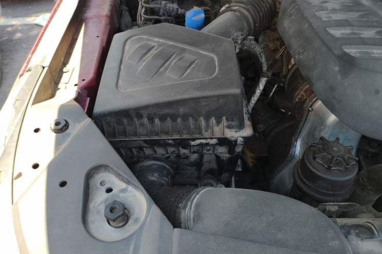 Used Foton Tunland Yutu 2020 2.0T Yutu 9 Diesel 4x4 Elite Long Wheelbase 4F20TC Engine Bay Right