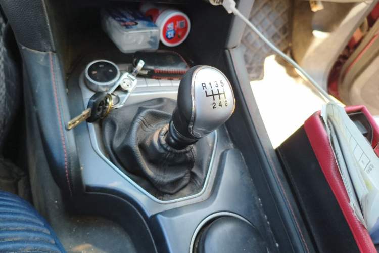 Used Foton Tunland Yutu 2020 2.0T Yutu 9 Diesel 4x4 Elite Long Wheelbase 4F20TC Gear Lever
