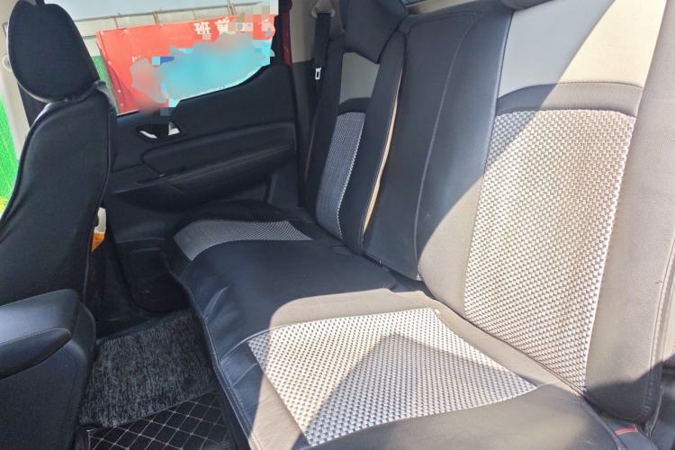 Used Foton Tunland Yutu 2020 2.0T Yutu 8 Gasoline Two-Wheel Drive Elite Version Standard Wheelbase 4G20TI5 Left Rear Seat