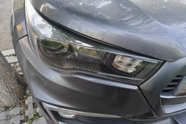 Used Foton Tunland Yutu 2020 2.0T Yutu 9 Diesel 4x4 Enjoyment Edition Long Wheelbase 4F20TC Right Front Headlight