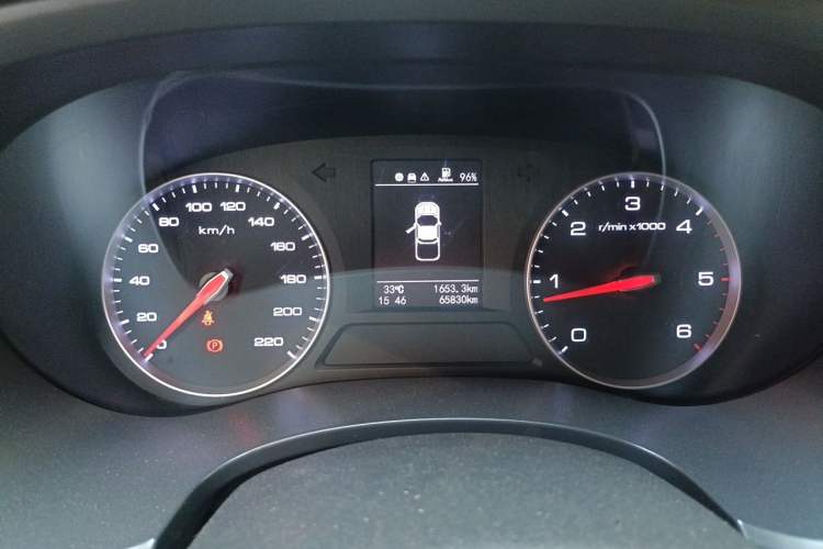 Used Foton Tunland Yutu 2020 2.0T Yutu 8 Diesel Two-Wheel Drive Luxury Long-Wheelbase 4F20TC Odometer Close Up